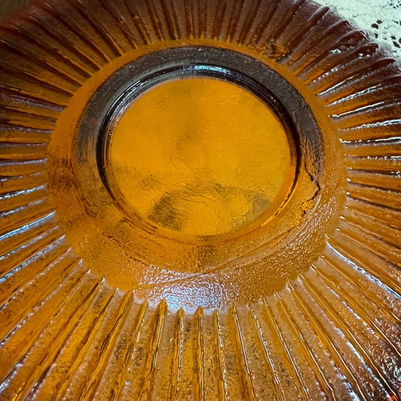 Vintage Blenko Honey Amber 9” round glass ashtray - Picture 4 of 5